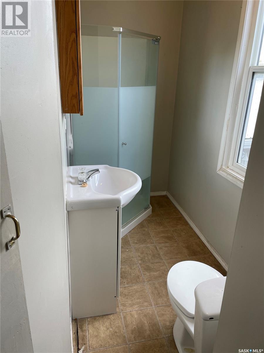 301 Cheadle Street E Property Photo 37
