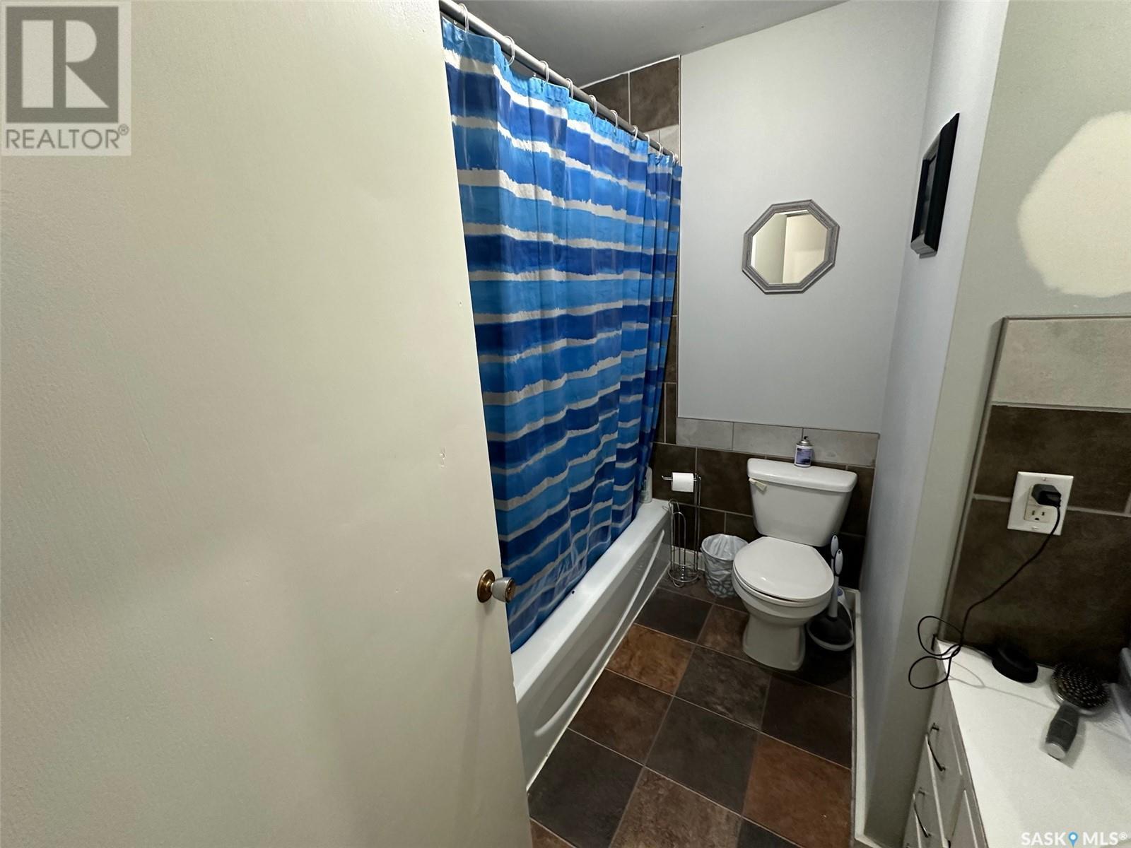 811 Albert Street Property Photo 6