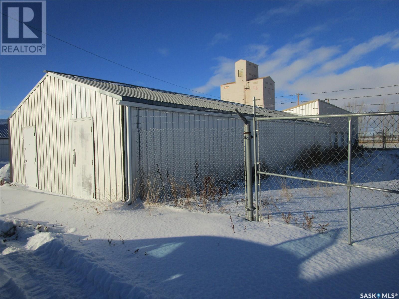 114 7th Avenue W Property Photo 15