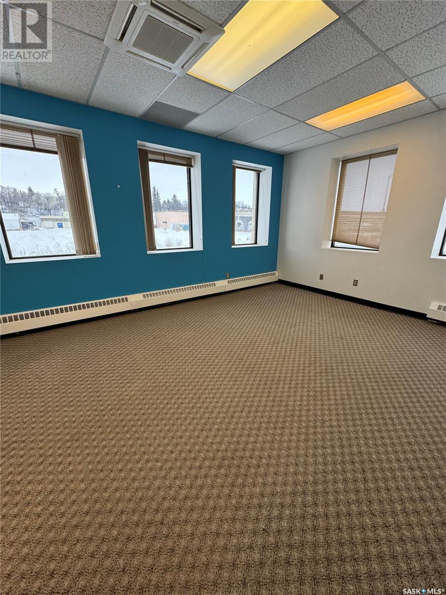 Unit 2w 77 15th Street E Property Photo 2