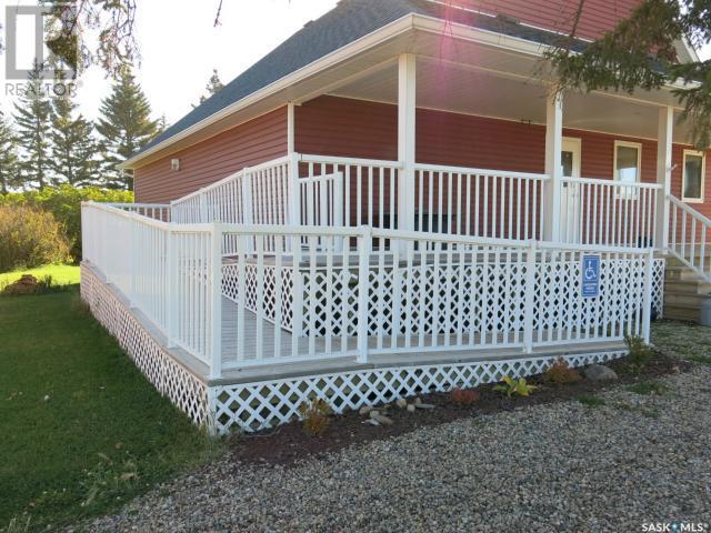 1 1st Avenue N Property Photo 6