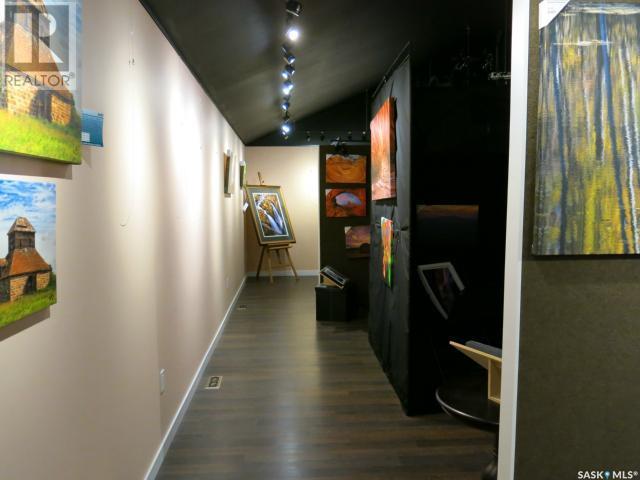1 1st Avenue N Property Photo 14