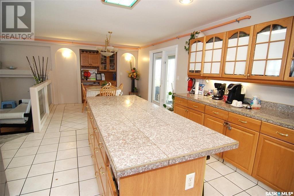 2915 37th Street W Property Photo 8