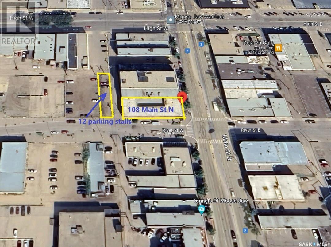 108 Main Street N Property Photo 2