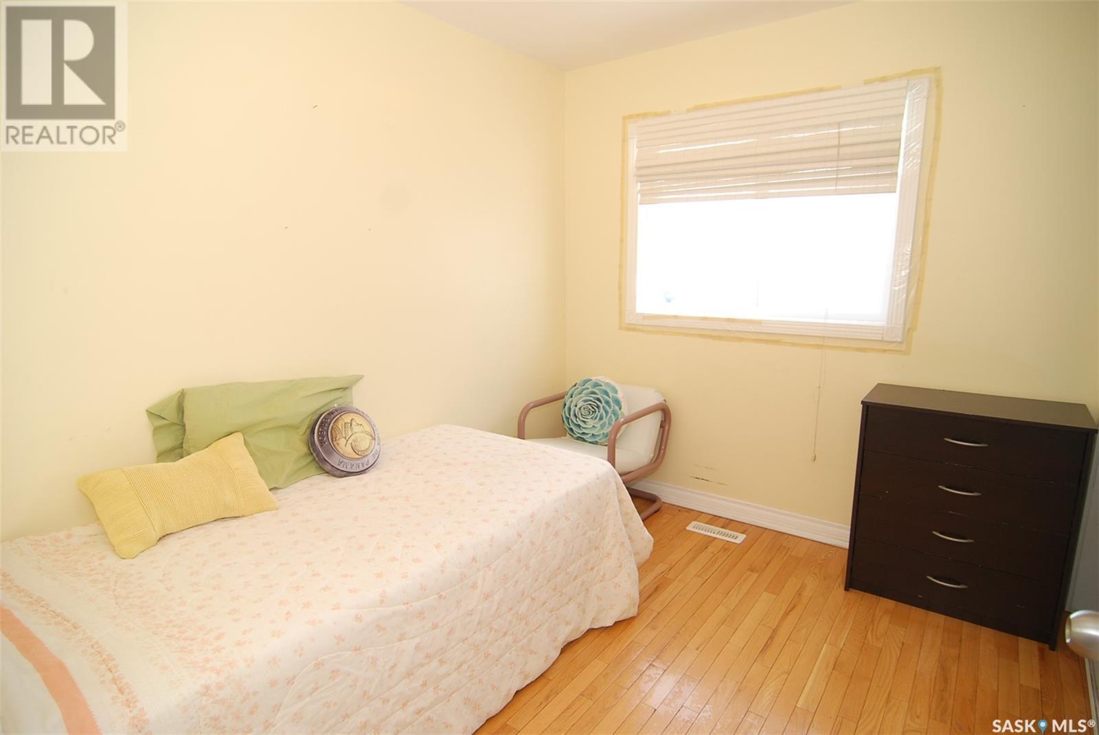 2915 37th Street W Property Photo 12