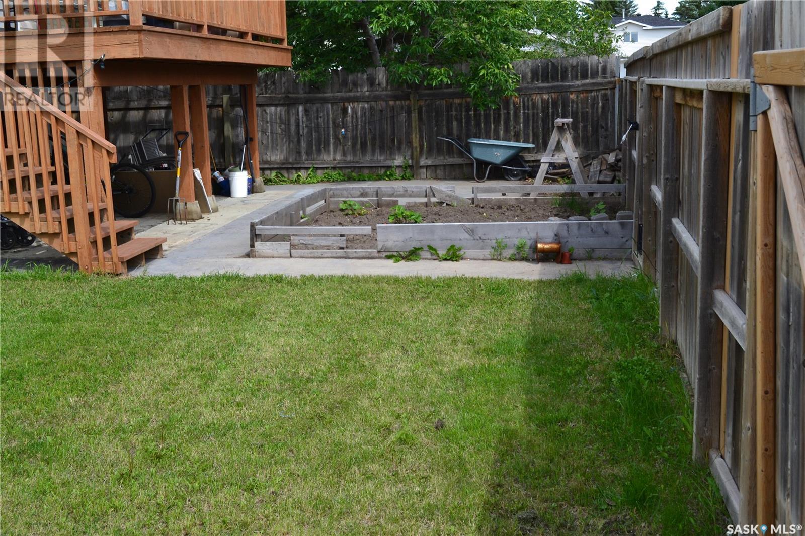 2915 37th Street W Property Photo 23