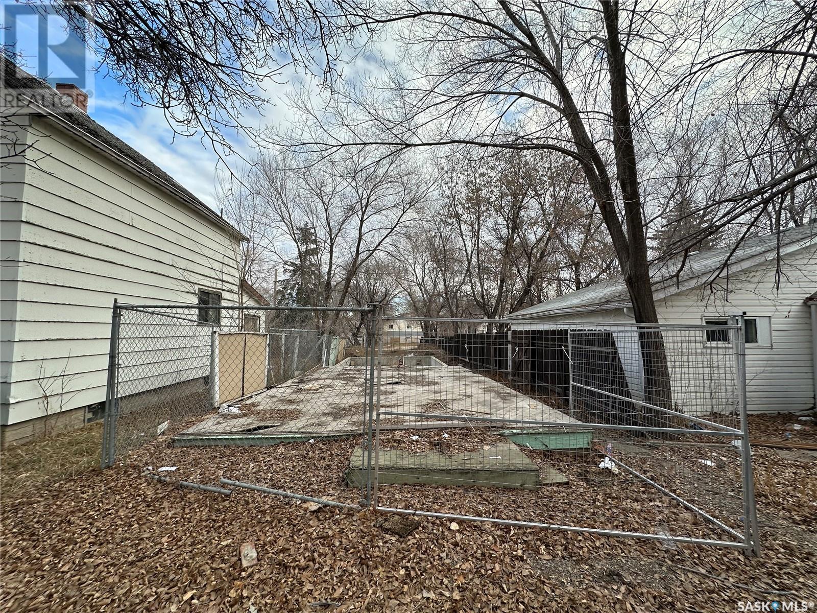 346 U Avenue S Property Photo 3