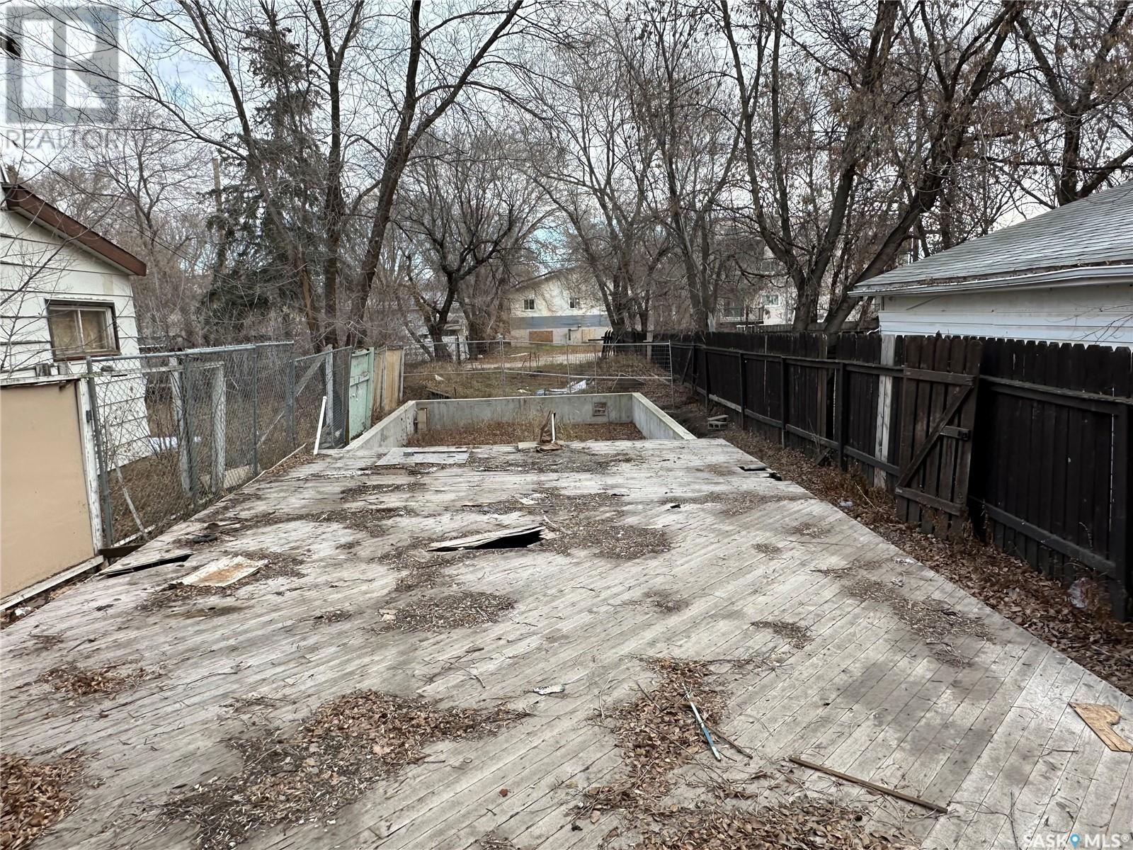346 U Avenue S Property Photo 4