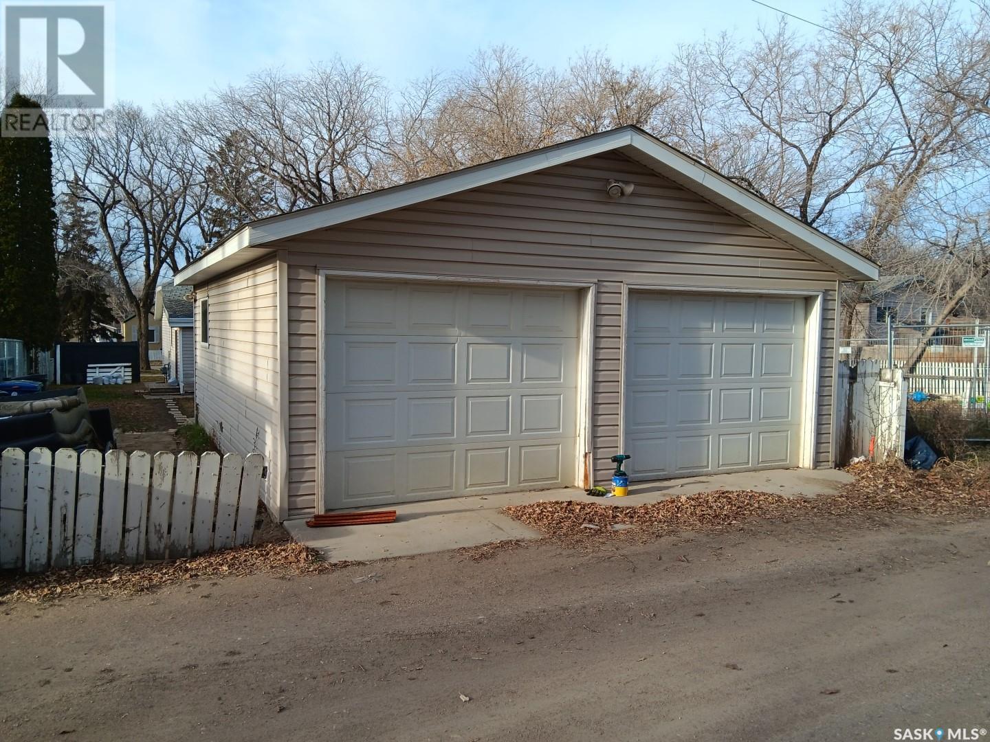 824 H Avenue N Property Photo 23