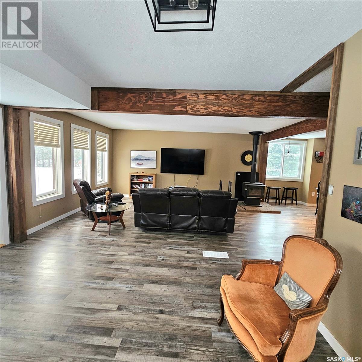 201 7th Street E Property Photo 16