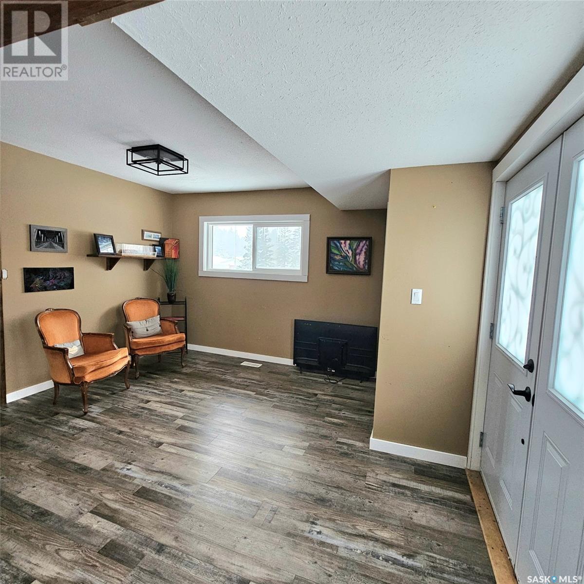 201 7th Street E Property Photo 17