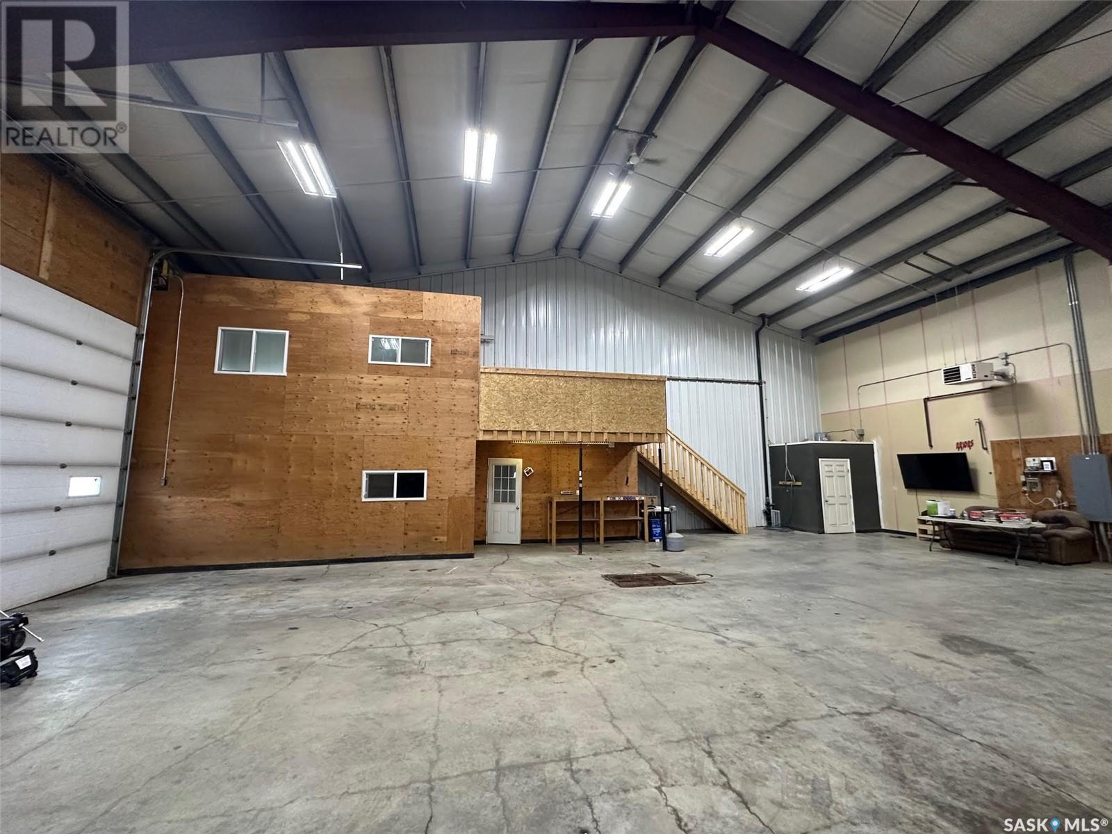 9 250 N Service Road W Property Photo 2
