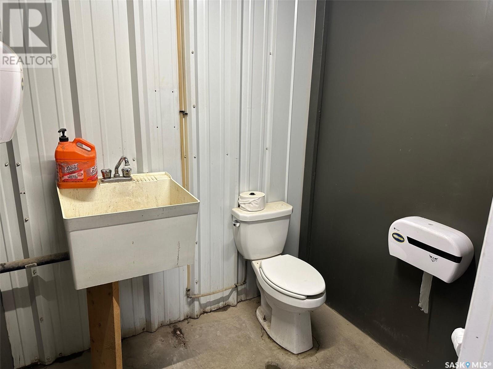 9 250 N Service Road W Property Photo 10