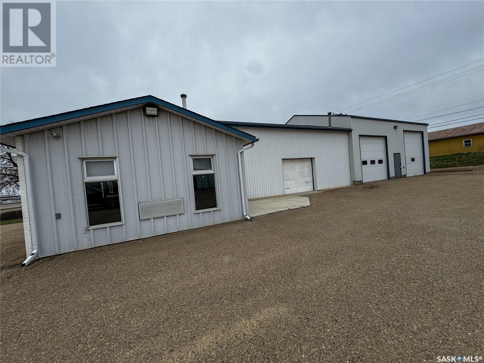 1451 North Service Road W Property Photo 1