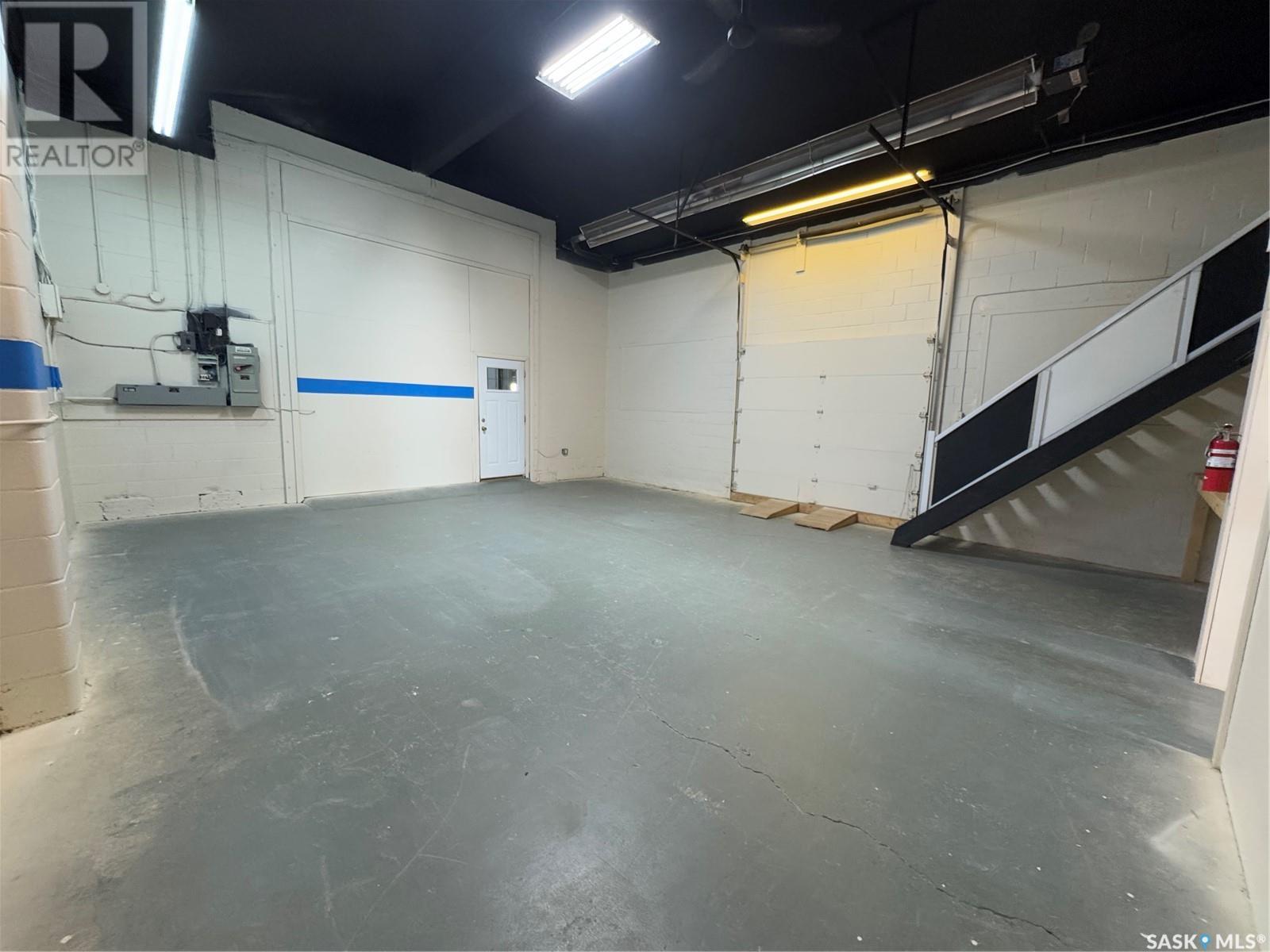 1451 North Service Road W Property Photo 18