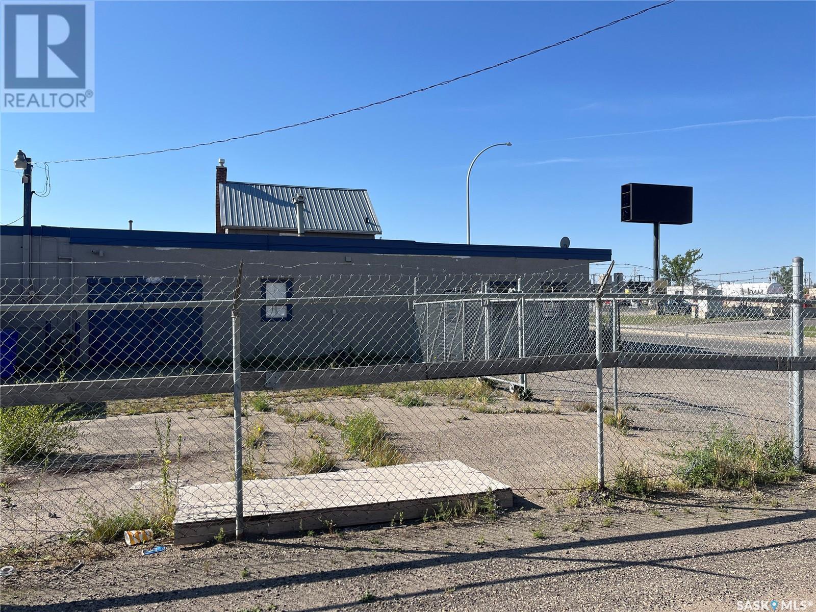 901 Winnipeg Street Property Photo 15