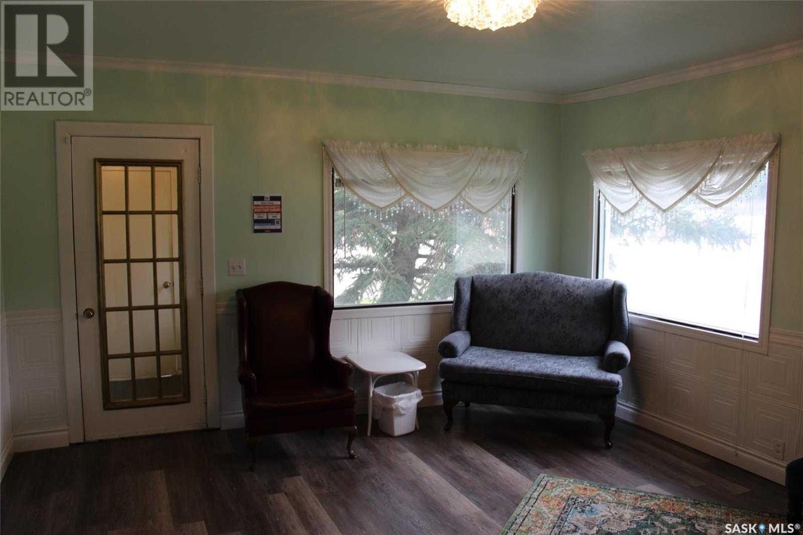 505 Centre Street Property Photo 5