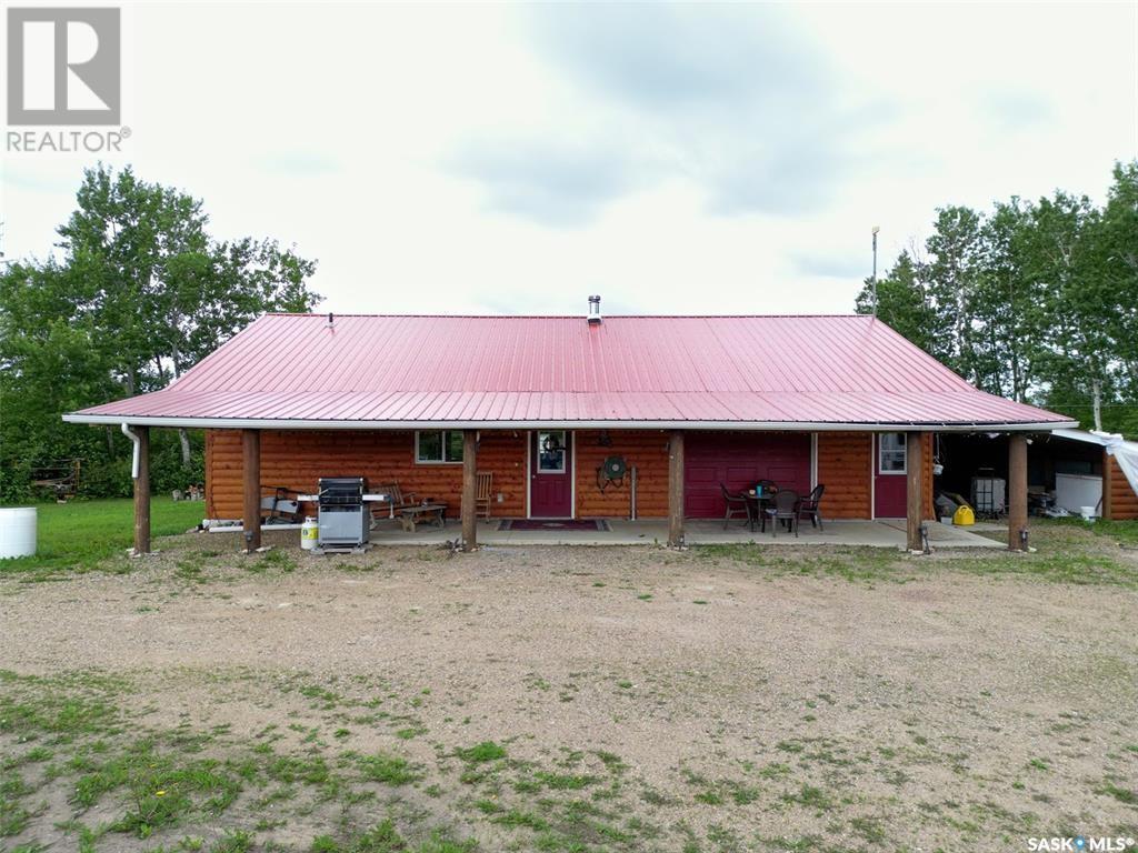 Hansen Acreage Property Photo 1