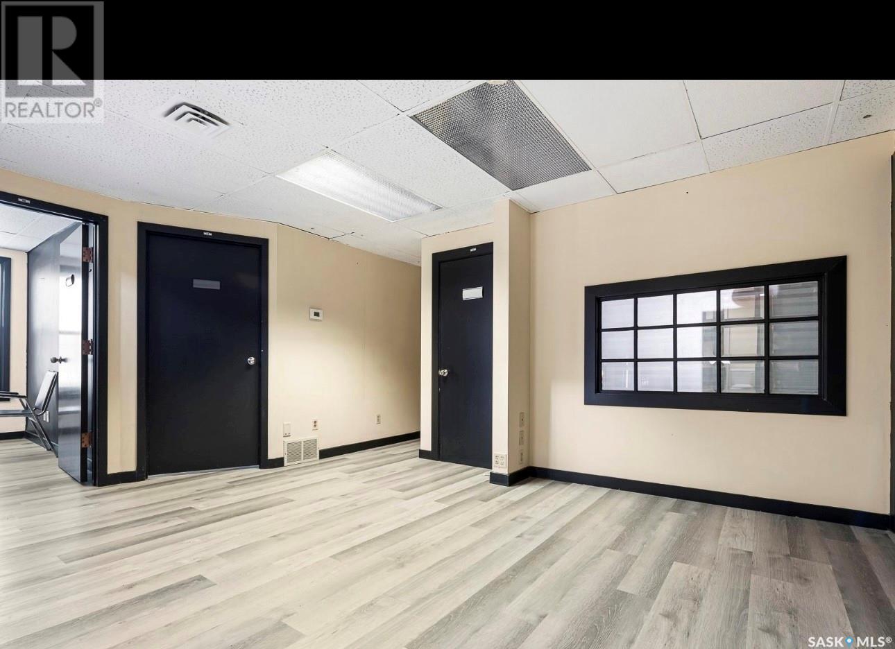 2211 Smith Street Property Photo 2