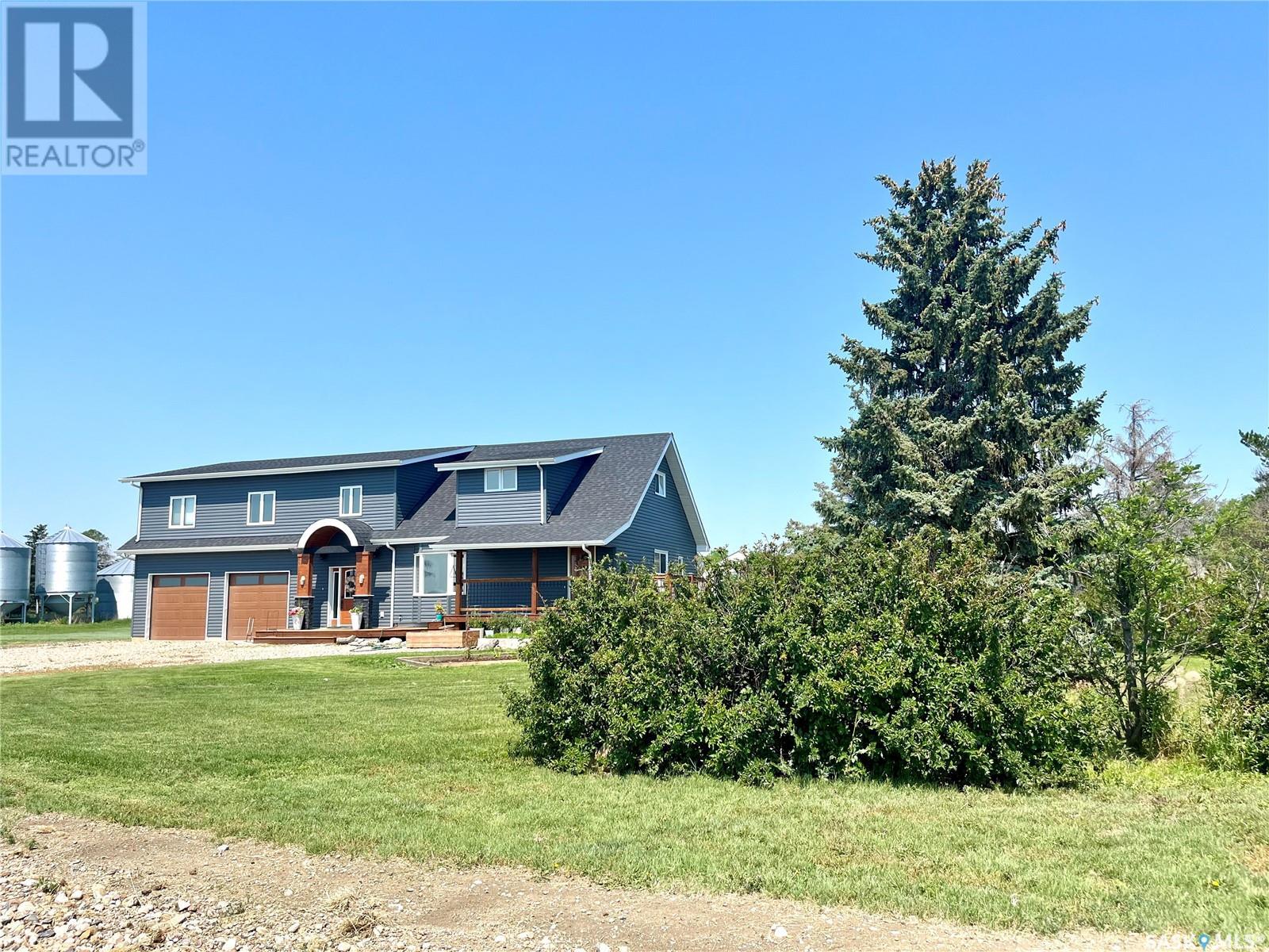 Howe Acres Property Photo 1