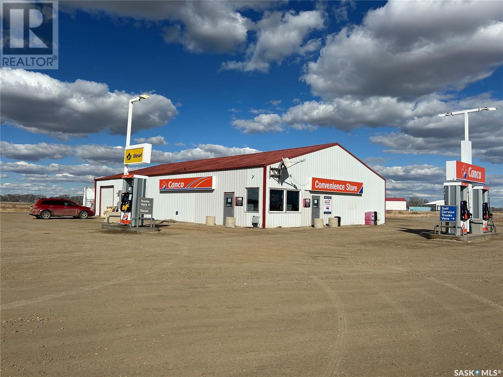 Krazy Canuck Gas Station/cstore On Hwy 9 And 18 Property Photo