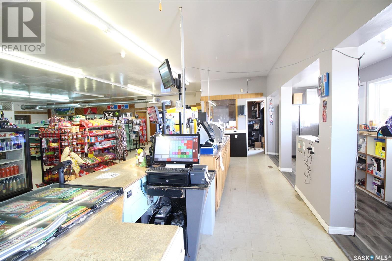 38 Larsen Road Property Photo 4