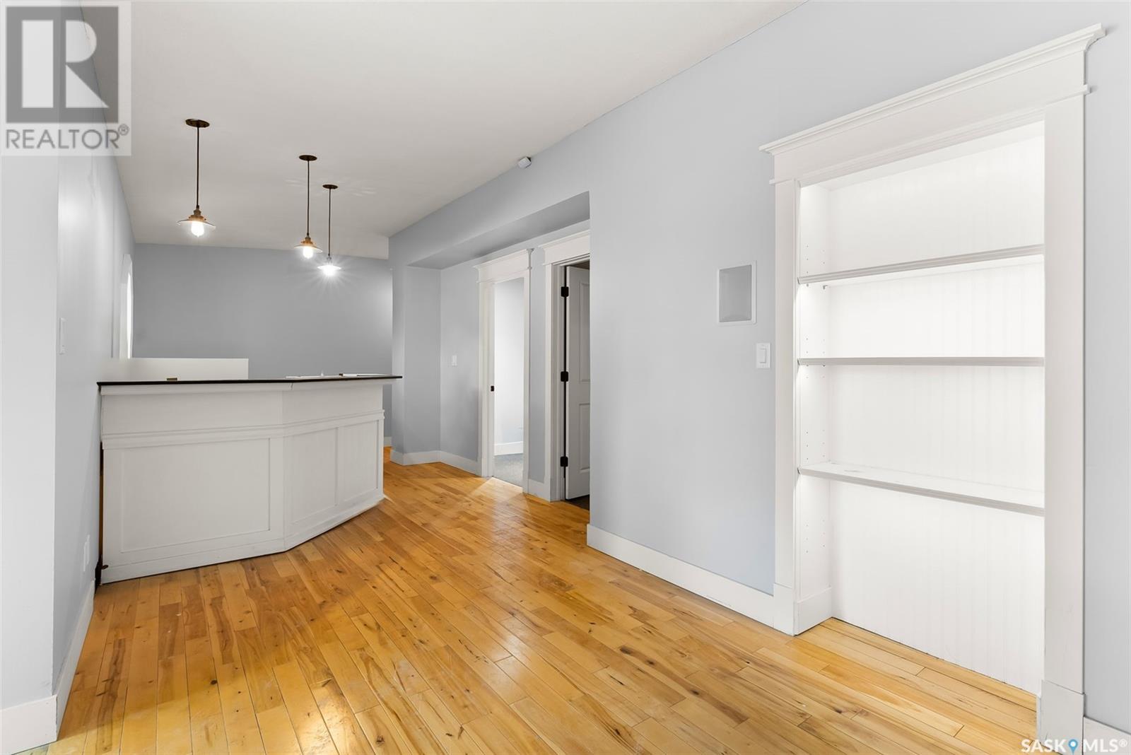 2062 Cornwall Street Property Photo 4