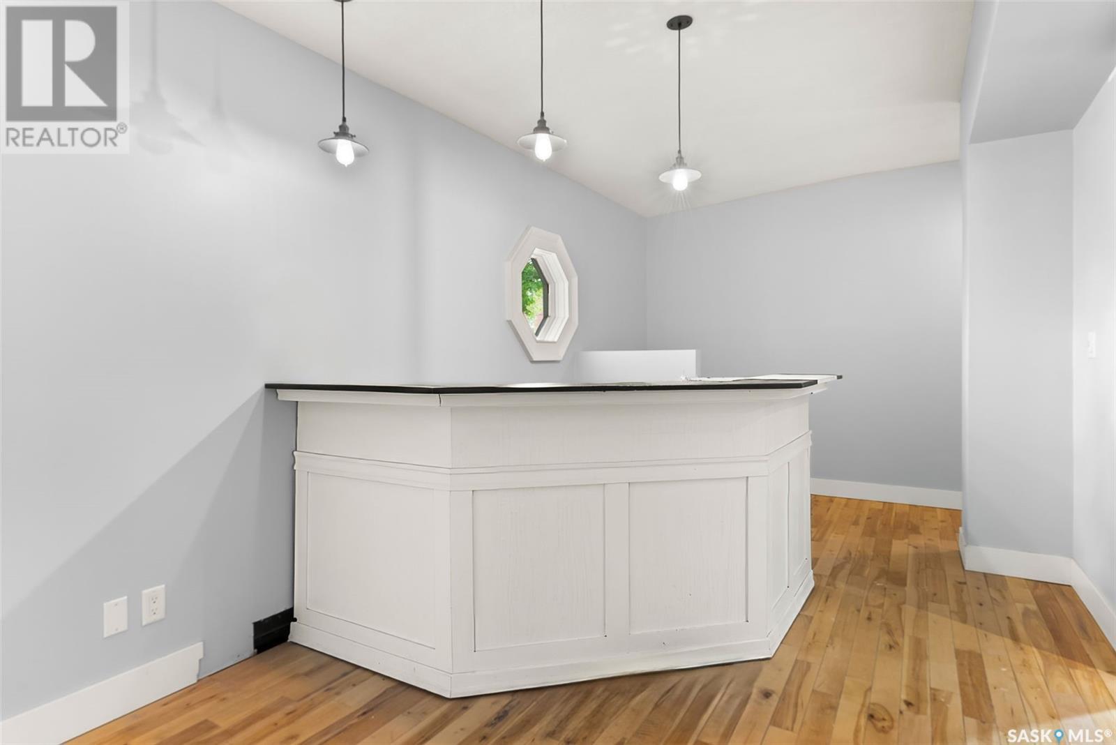 2062 Cornwall Street Property Photo 5
