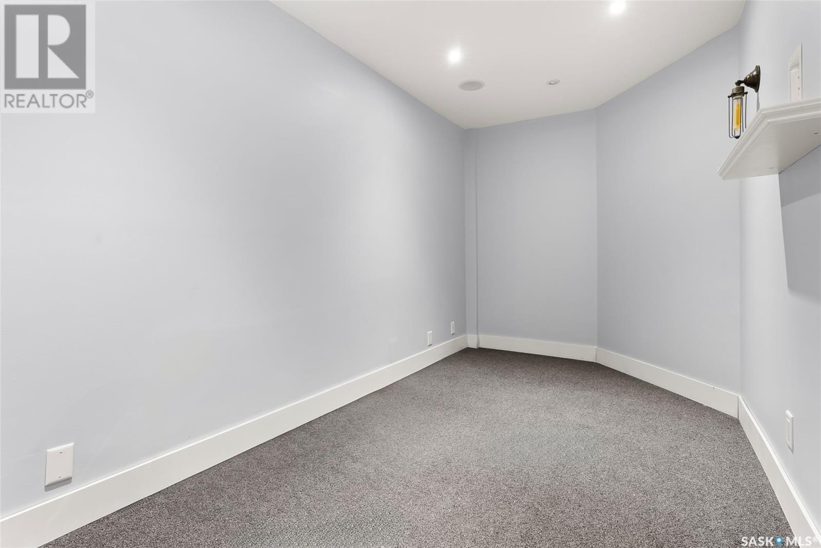 2062 Cornwall Street Property Photo 11