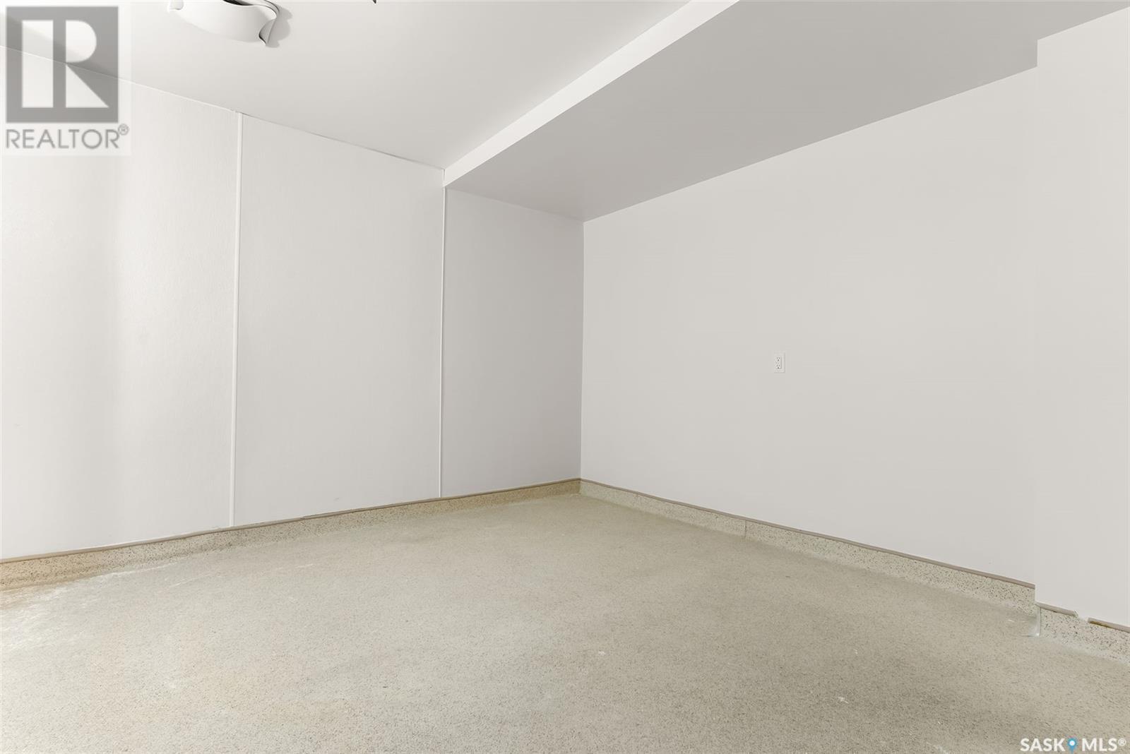 2062 Cornwall Street Property Photo 15