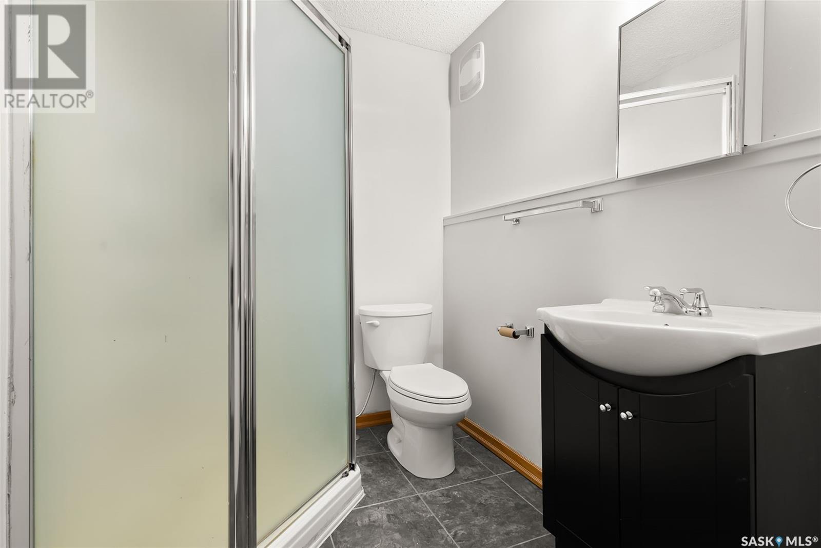 2062 Cornwall Street Property Photo 29
