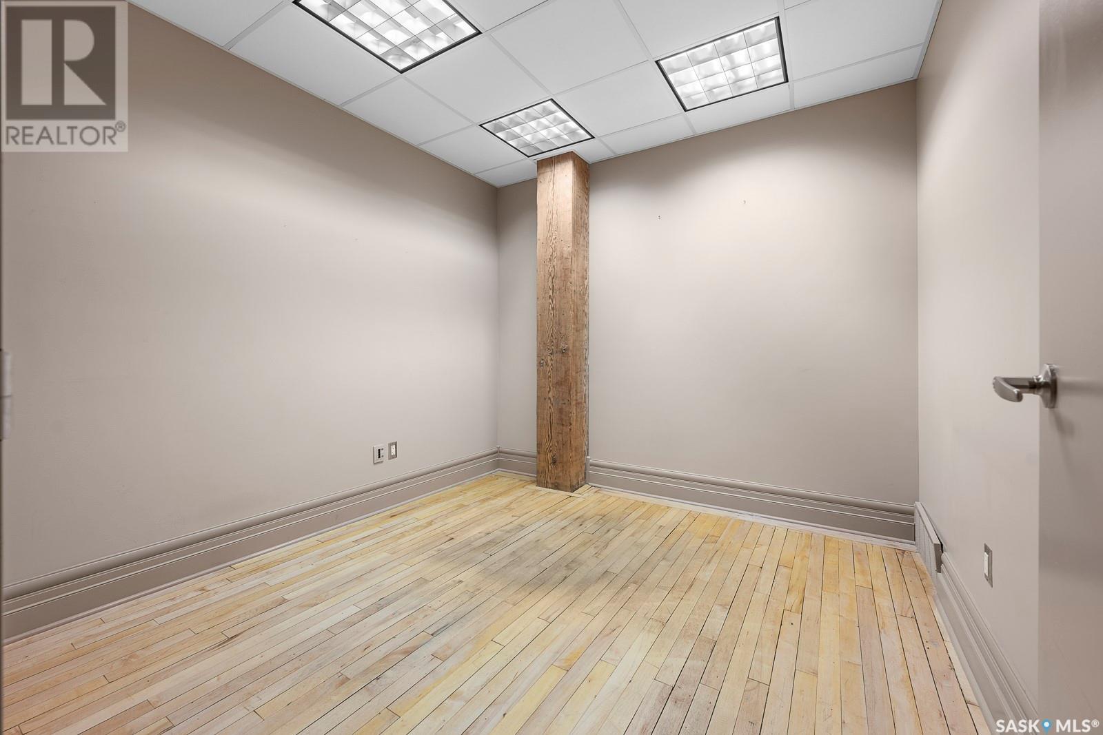 200m 1275 Broad Street Property Photo 3