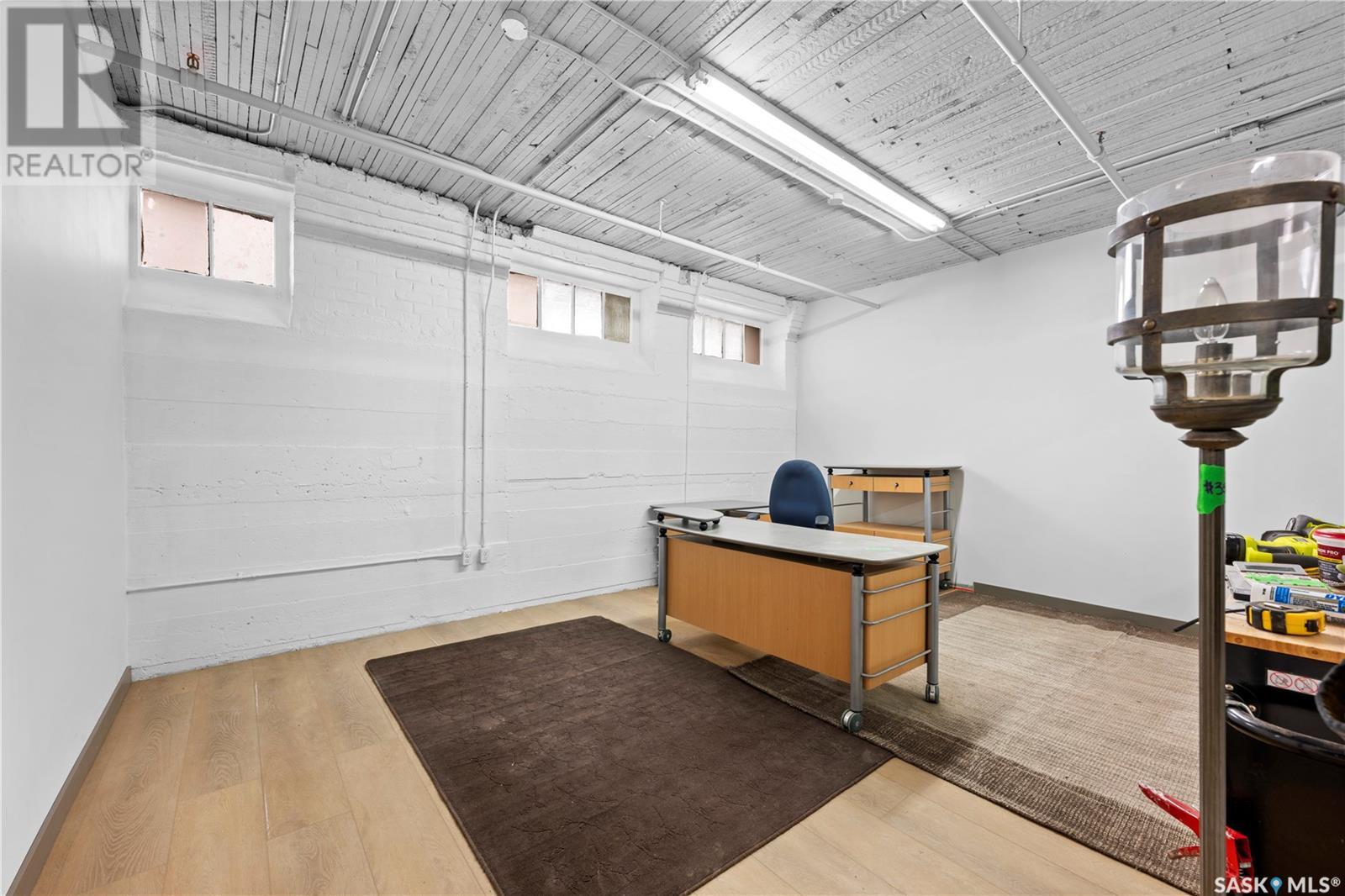 B-002(b) 1275 Broad Street Property Photo 8
