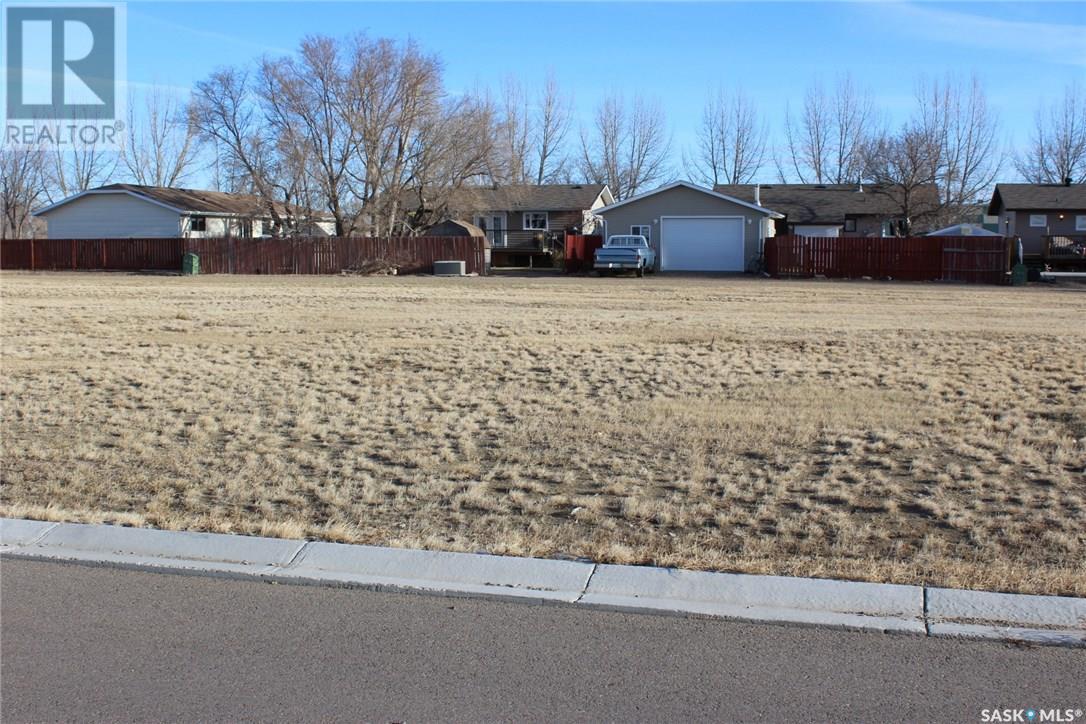 760 Kelly Drive Property Photo 3