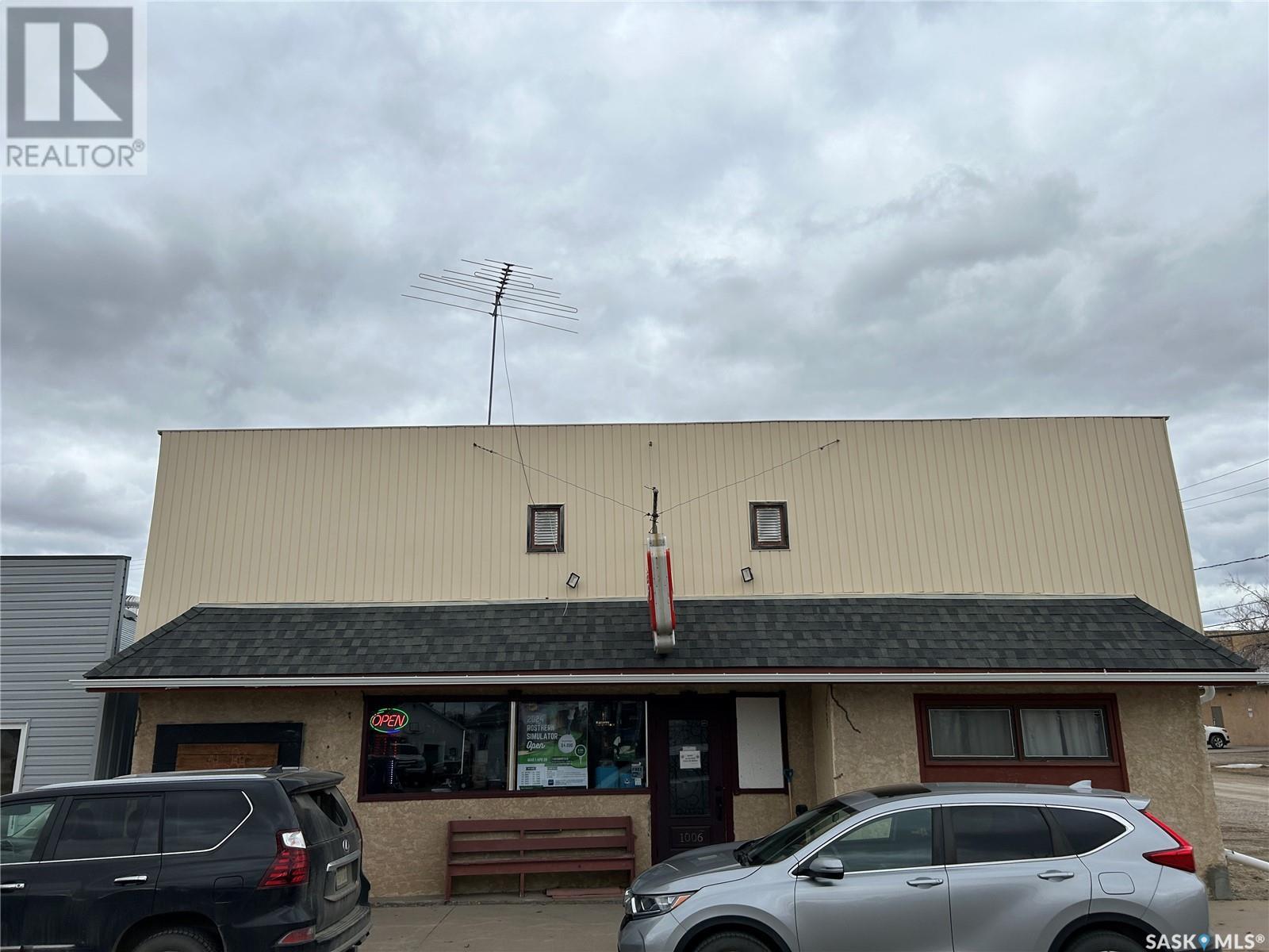 1006 7th Street Property Photo 2