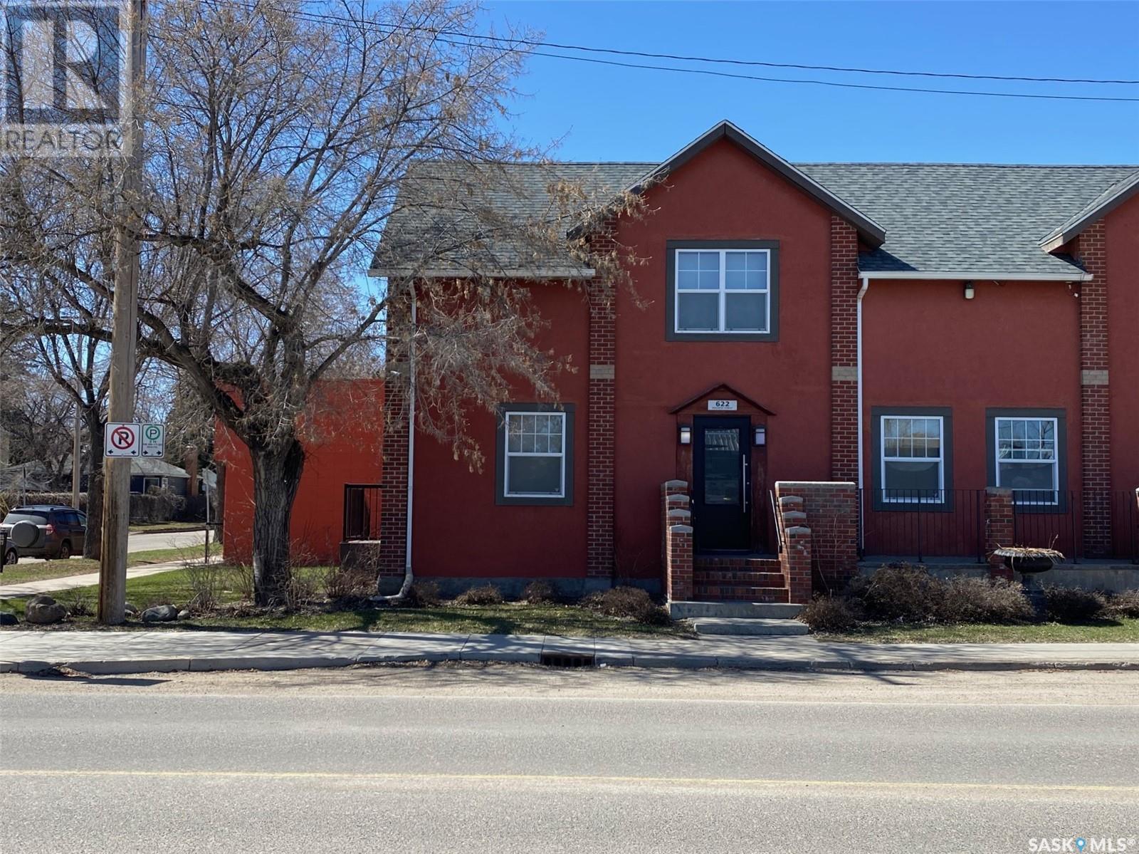 622 Duchess Street Property Photo 1