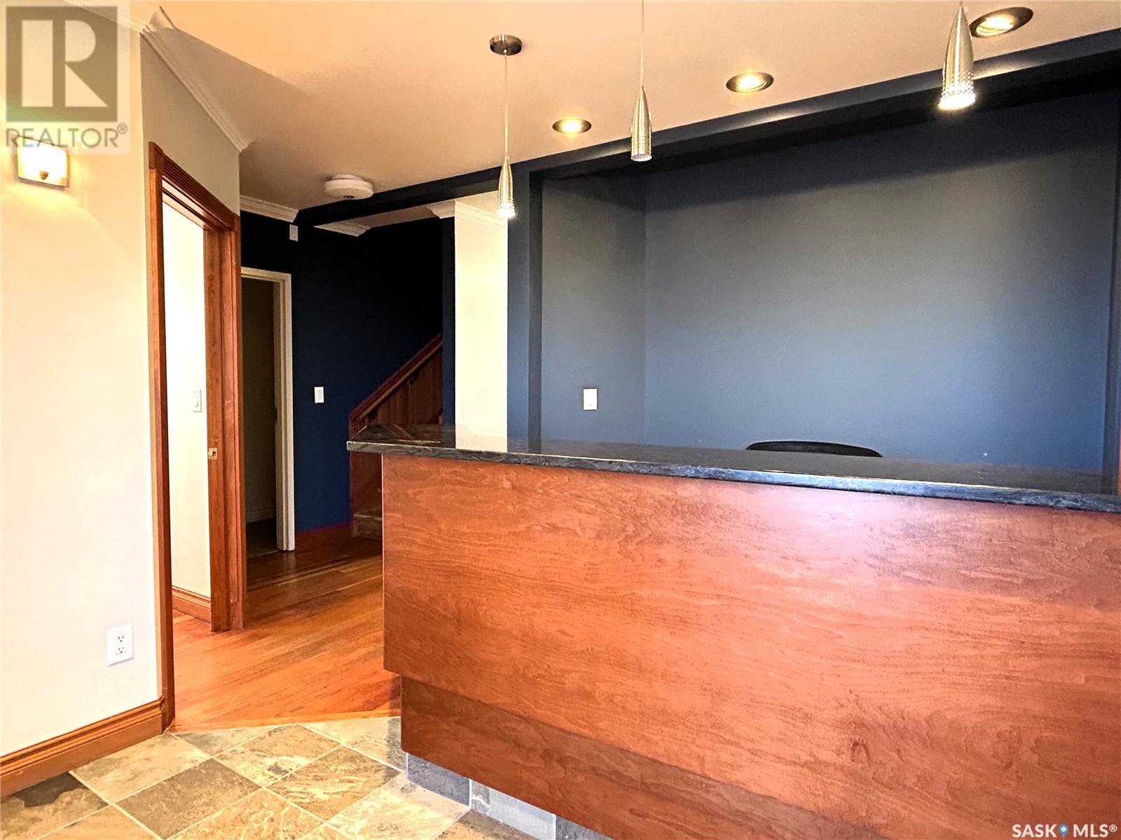 622 Duchess Street Property Photo 3