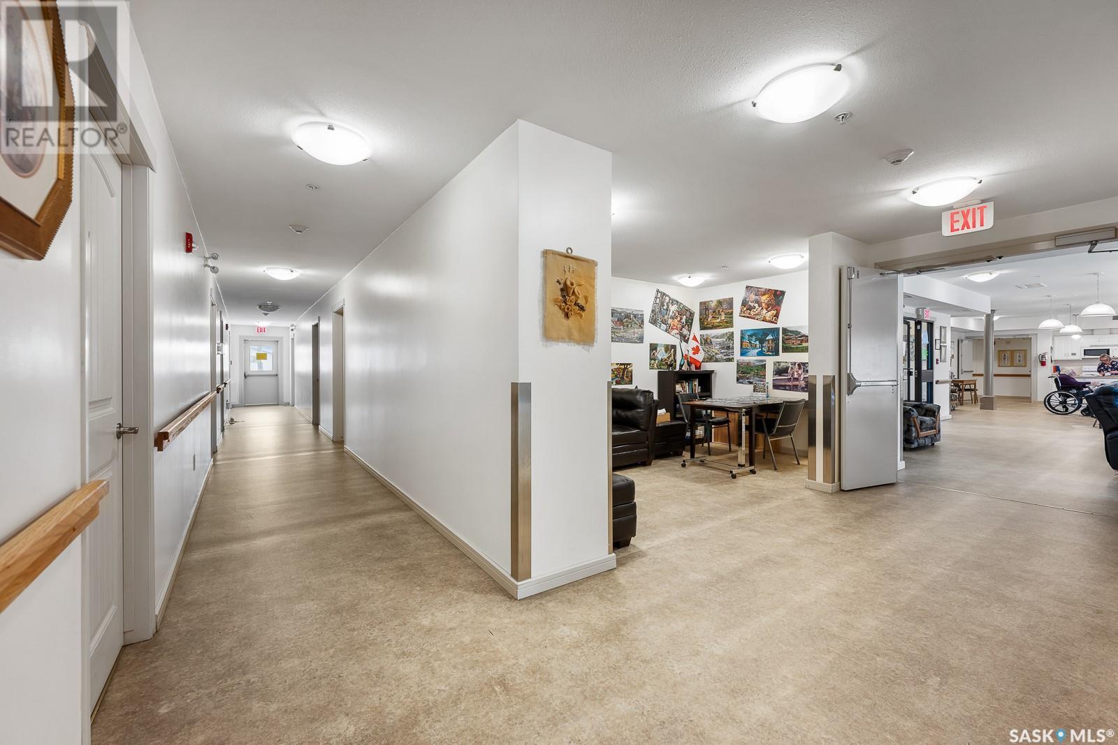 483 Broadway Avenue Property Photo 7