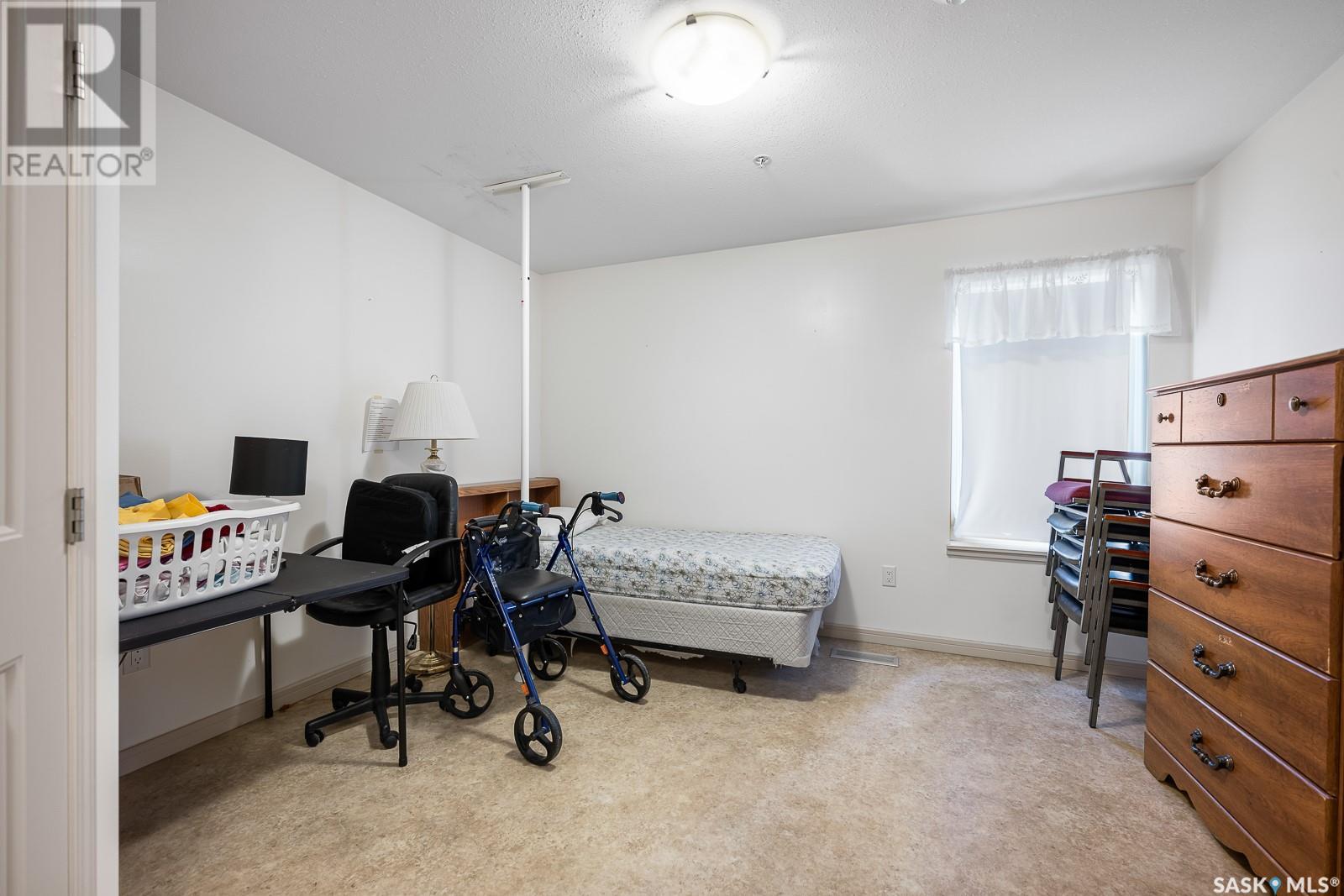 483 Broadway Avenue Property Photo 13