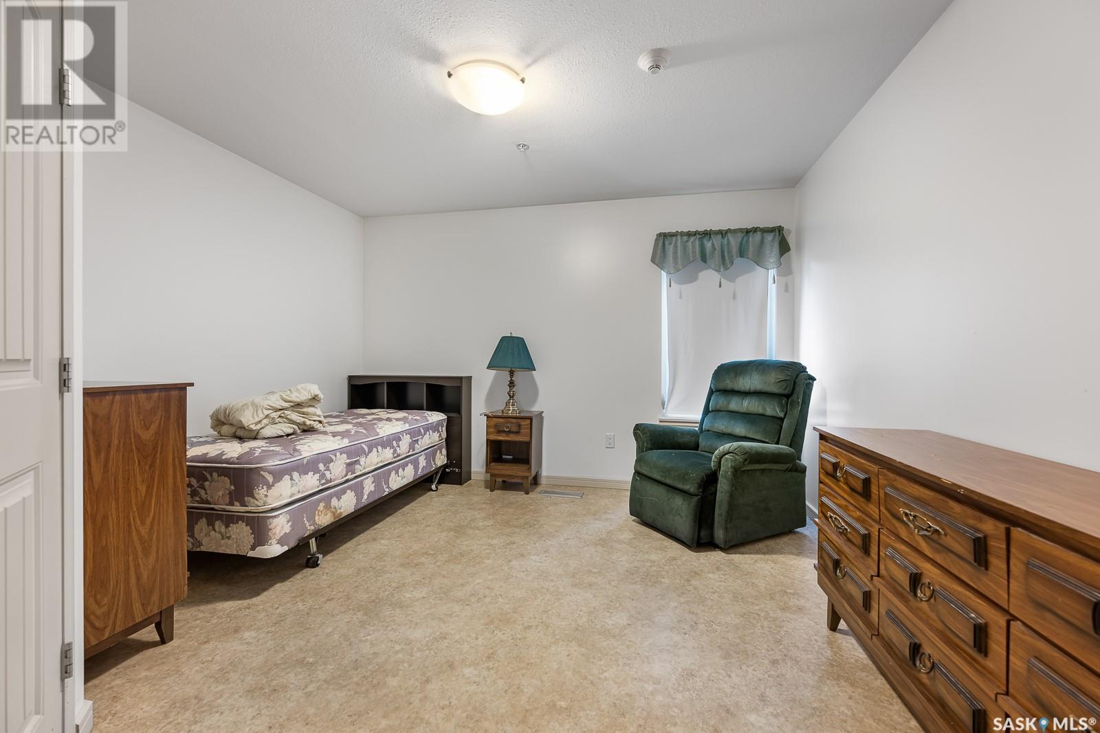 483 Broadway Avenue Property Photo 20