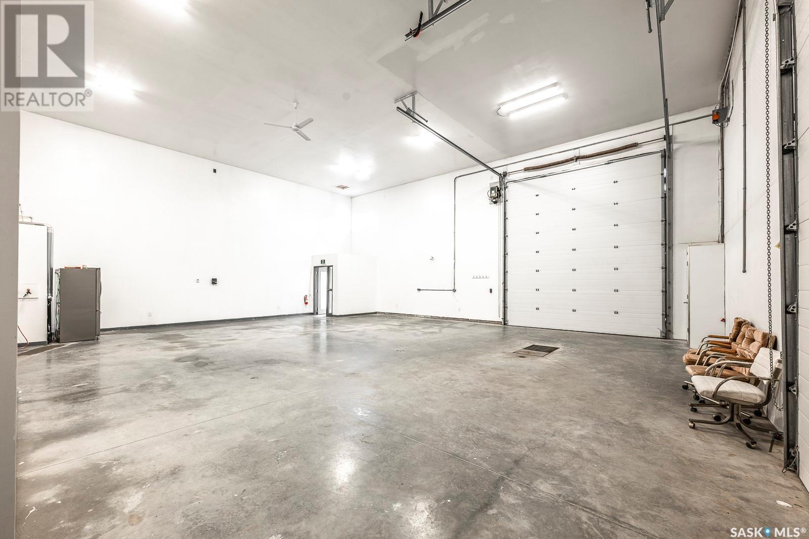 38 6 Ratner Street Property Photo 6