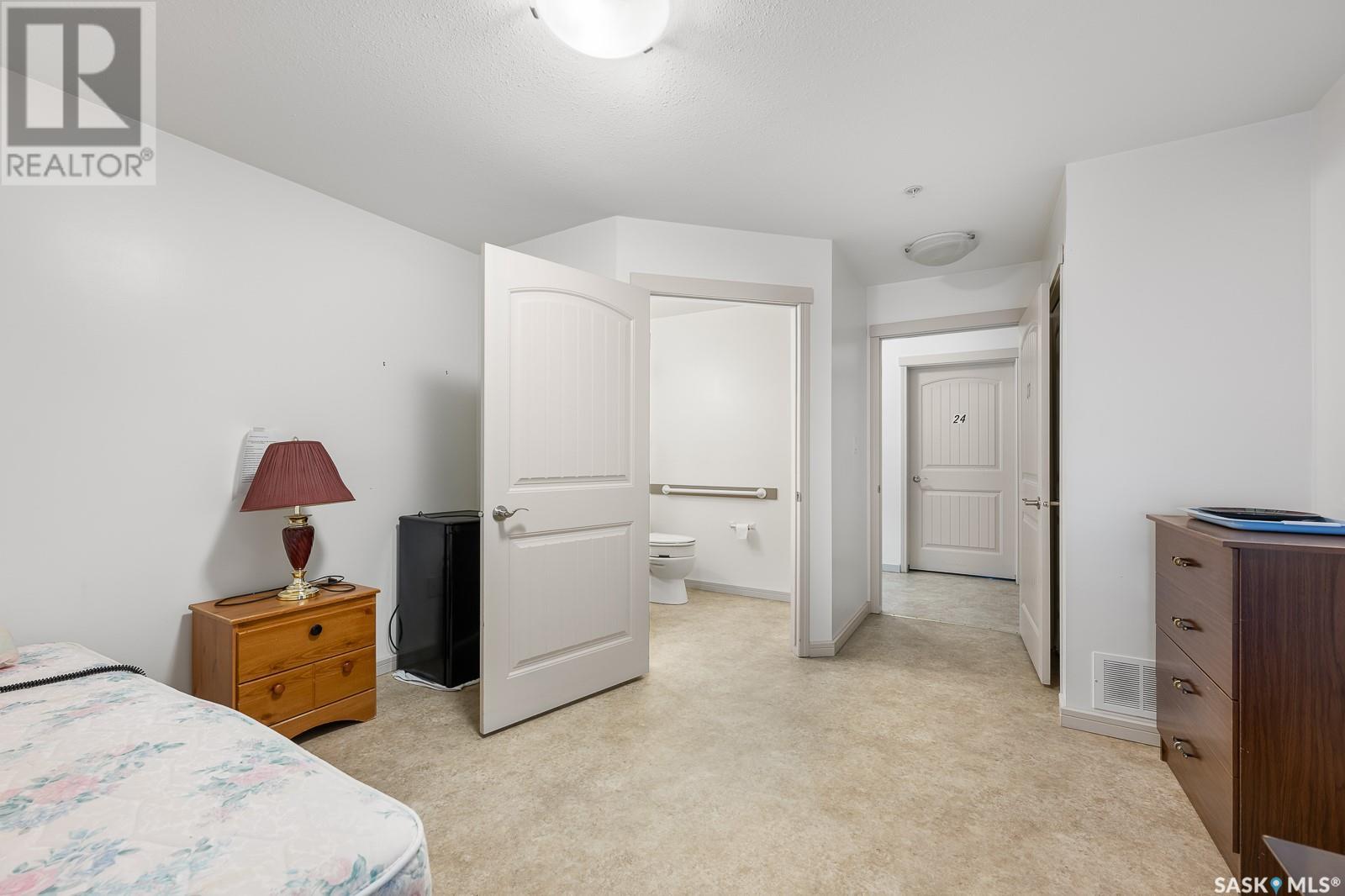 483 Broadway Avenue Property Photo 11