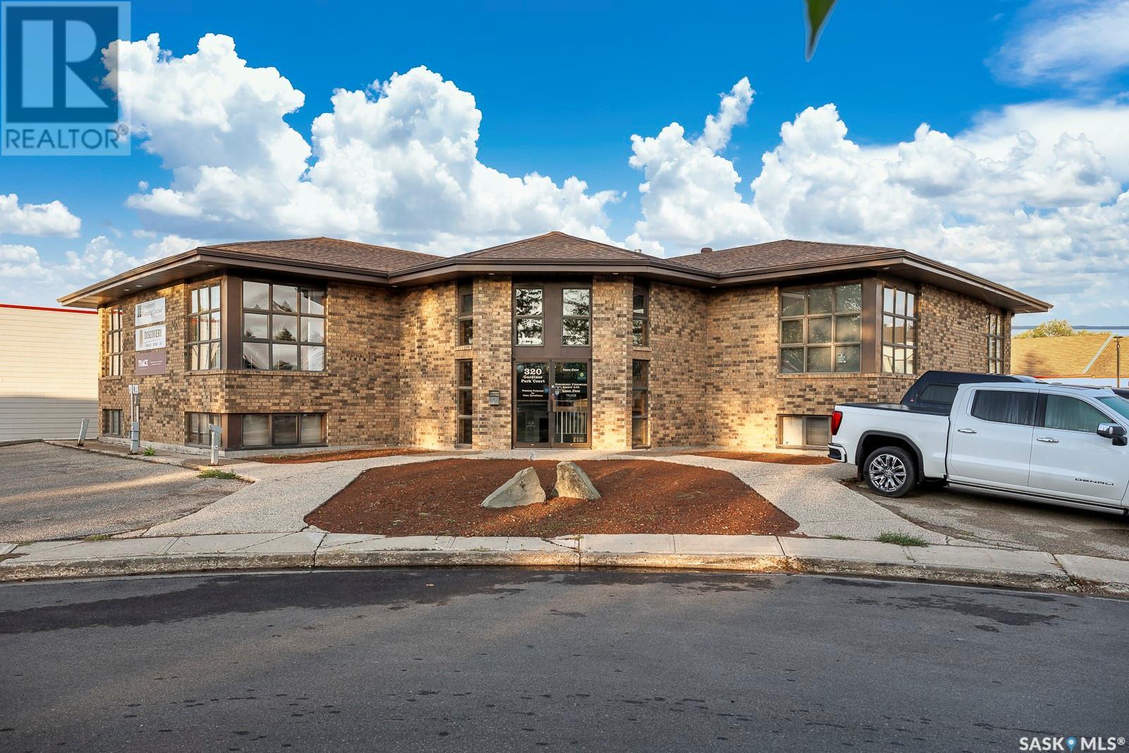 A 320 Gardiner Park Court Property Photo 1