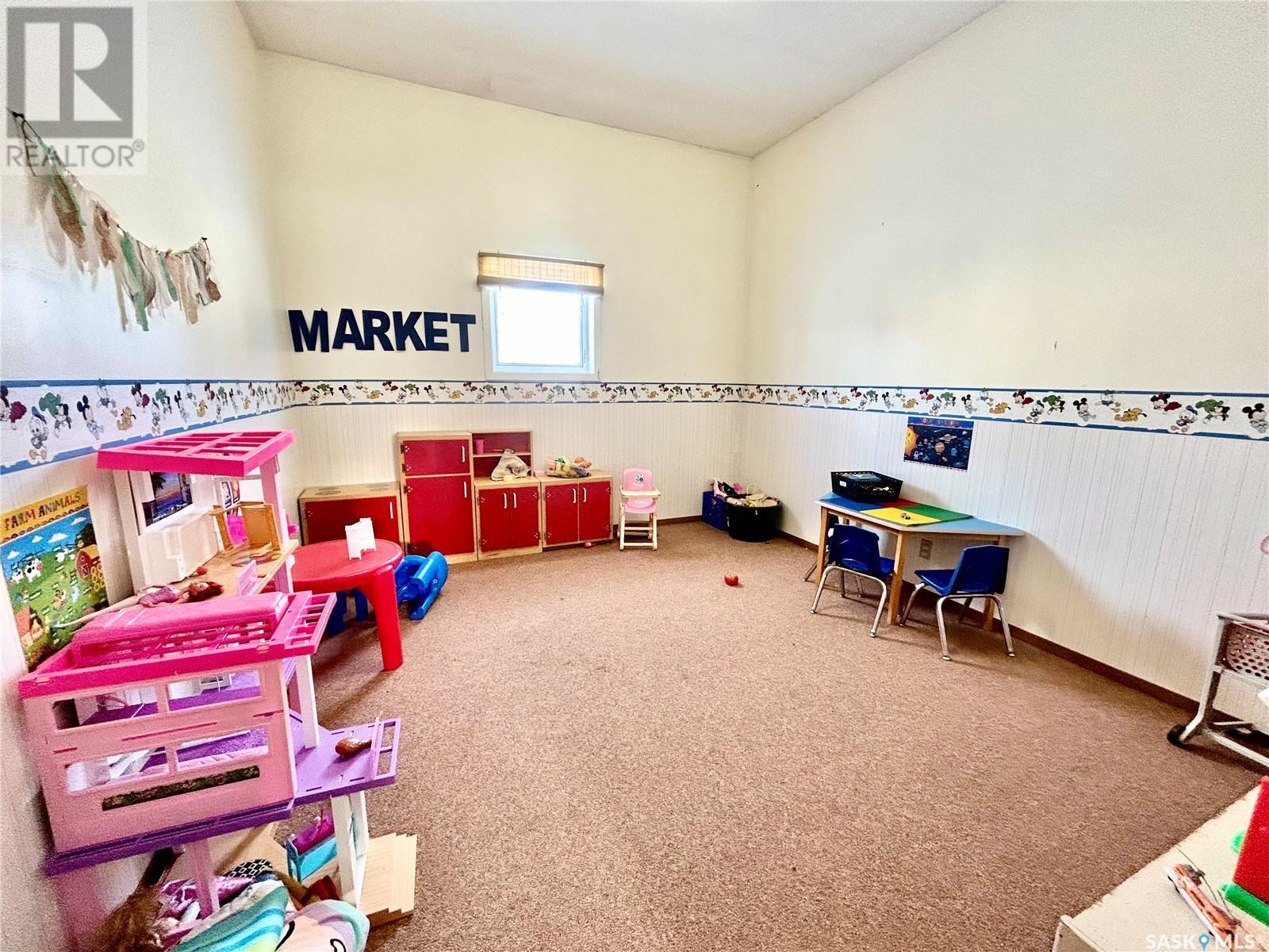 1026 1st Avenue Property Photo 5