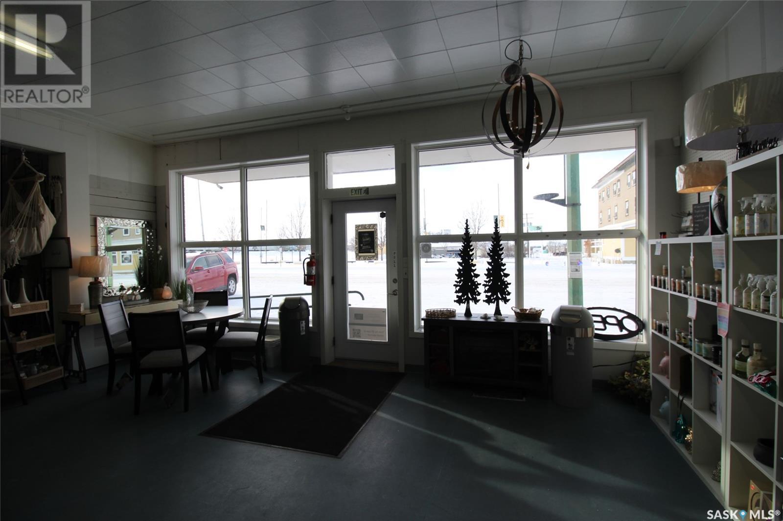 140 Centre Street Property Photo 8
