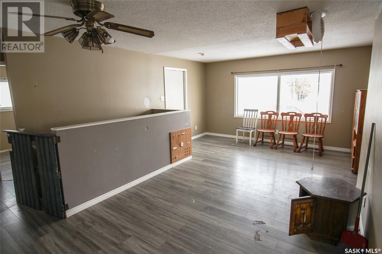 138 Redcoat Drive Property Photo 6