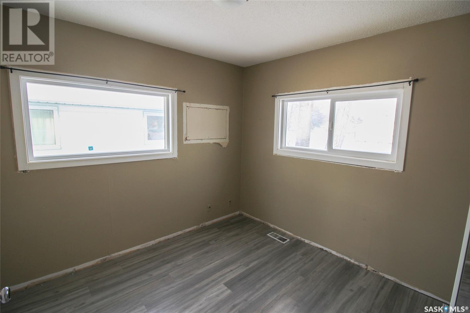138 Redcoat Drive Property Photo 7