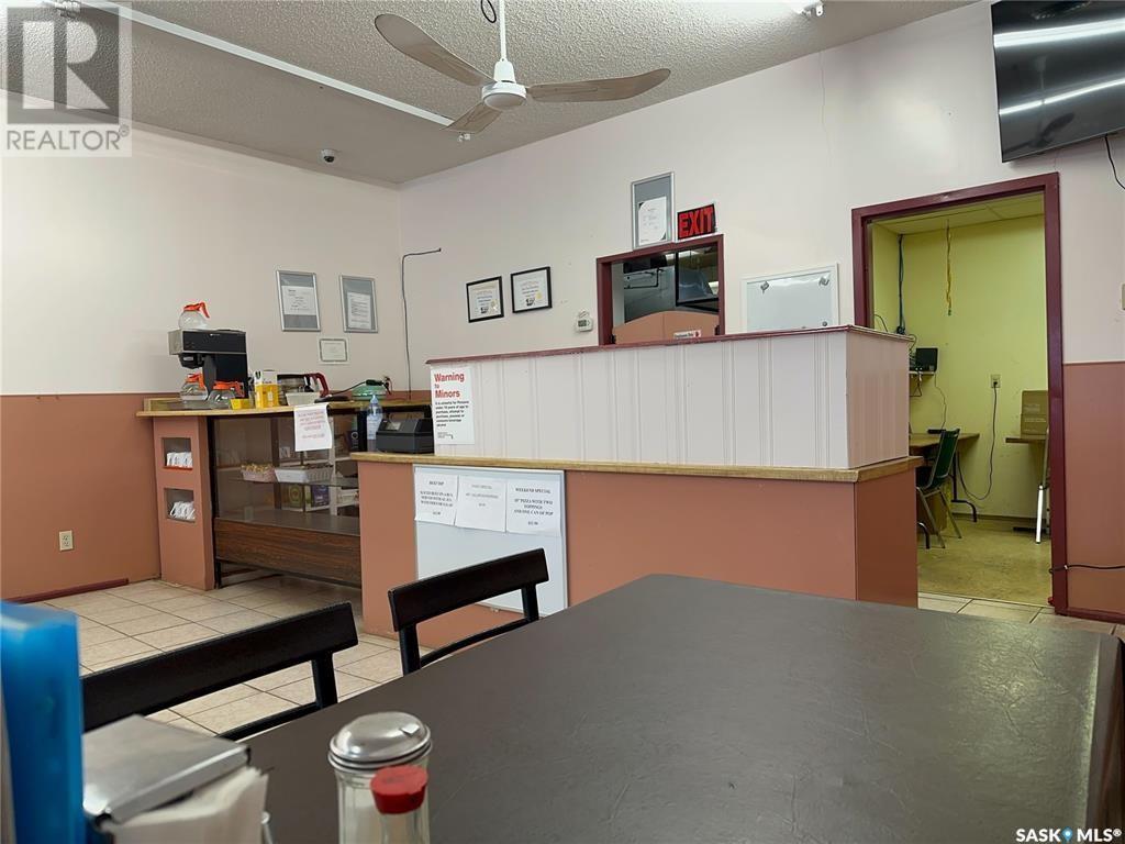 702 3rd Street Property Photo 4