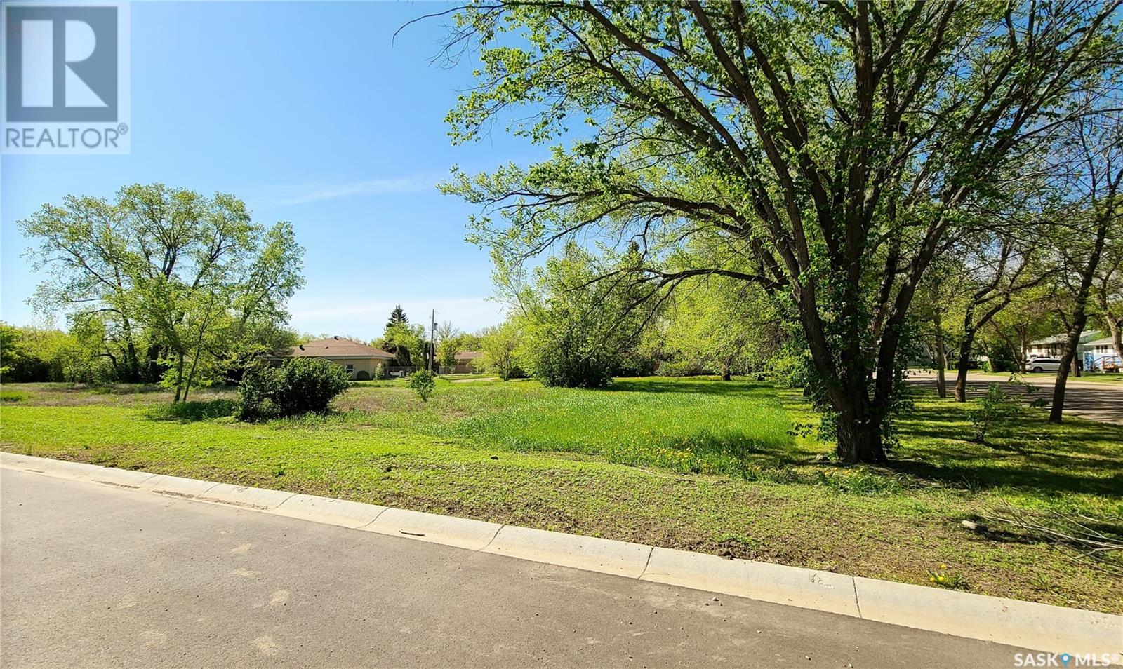 16 Kenney Crescent Property Photo 7