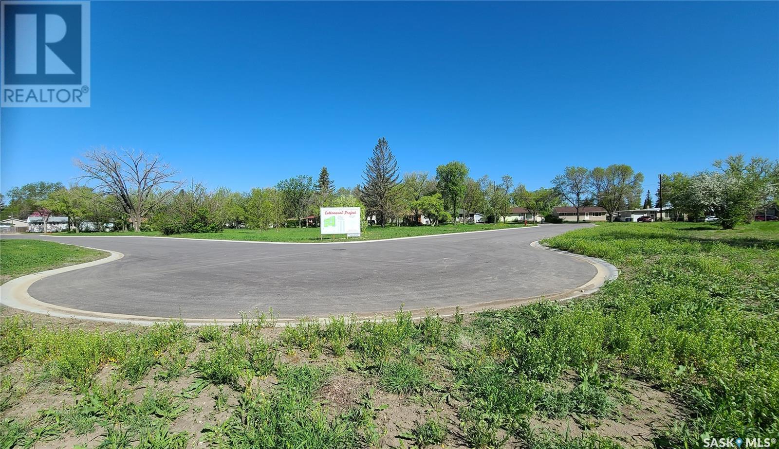 16 Kenney Crescent Property Photo 17